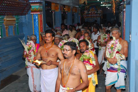 கும்பாபிஷேகம் - 2011 - அன்பர்களை சிறப்பித்தல் மற்றும் கலை நிகழச்சிகள்