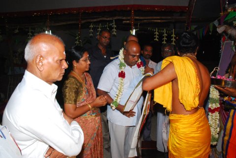 கும்பாபிஷேகம் - 2011 - அன்பர்களை சிறப்பித்தல் மற்றும் கலை நிகழச்சிகள்