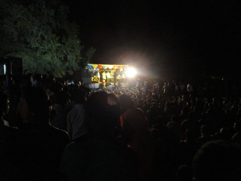 கும்பாபிஷேகம் - 2011 - அன்பர்களை சிறப்பித்தல் மற்றும் கலை நிகழச்சிகள்