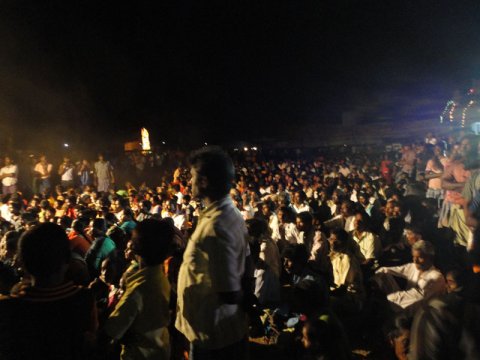 கும்பாபிஷேகம் - 2011 - அன்பர்களை சிறப்பித்தல் மற்றும் கலை நிகழச்சிகள்